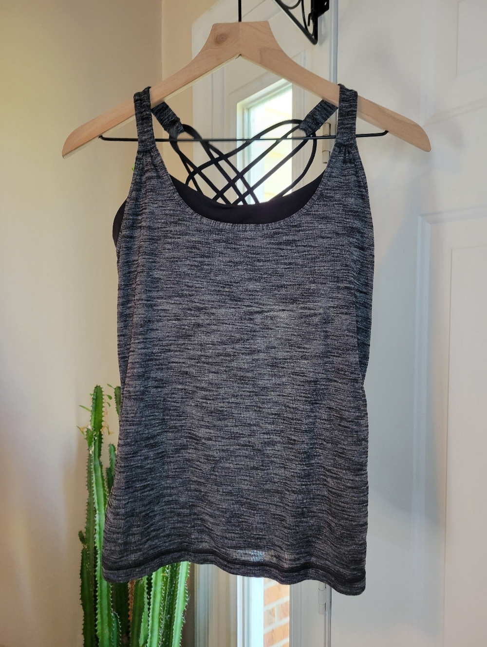 Lululemon Moment To Movement Grey Heathered Built In Bra Tank, Size Small